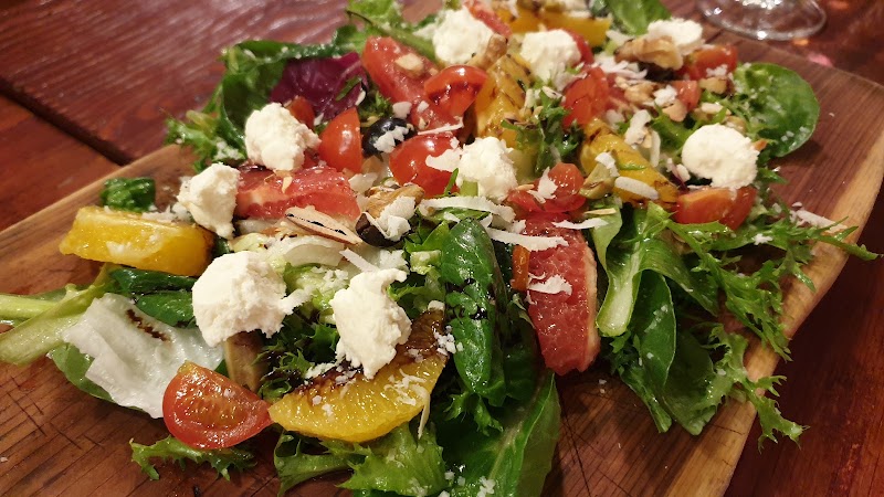 화덕의 온기가 깃든 저녁의 미학, 아띠오아나폴리핏제리아 송도점